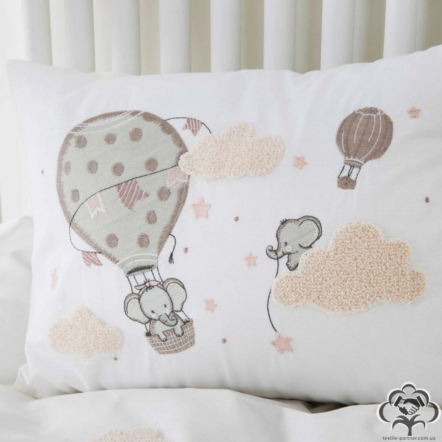 detskij-nabor-v-krovatku-dlya-mladencev-karaca-home-elephant-sky-pembe-5-predmetov