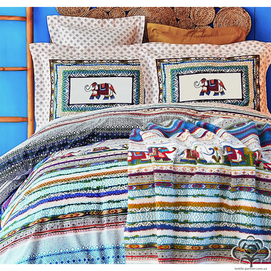 nabor-postelnoe-bele-s-pokryvalom-pike-karaca-home-perez-hardal-pike-jacquard-polutornyj