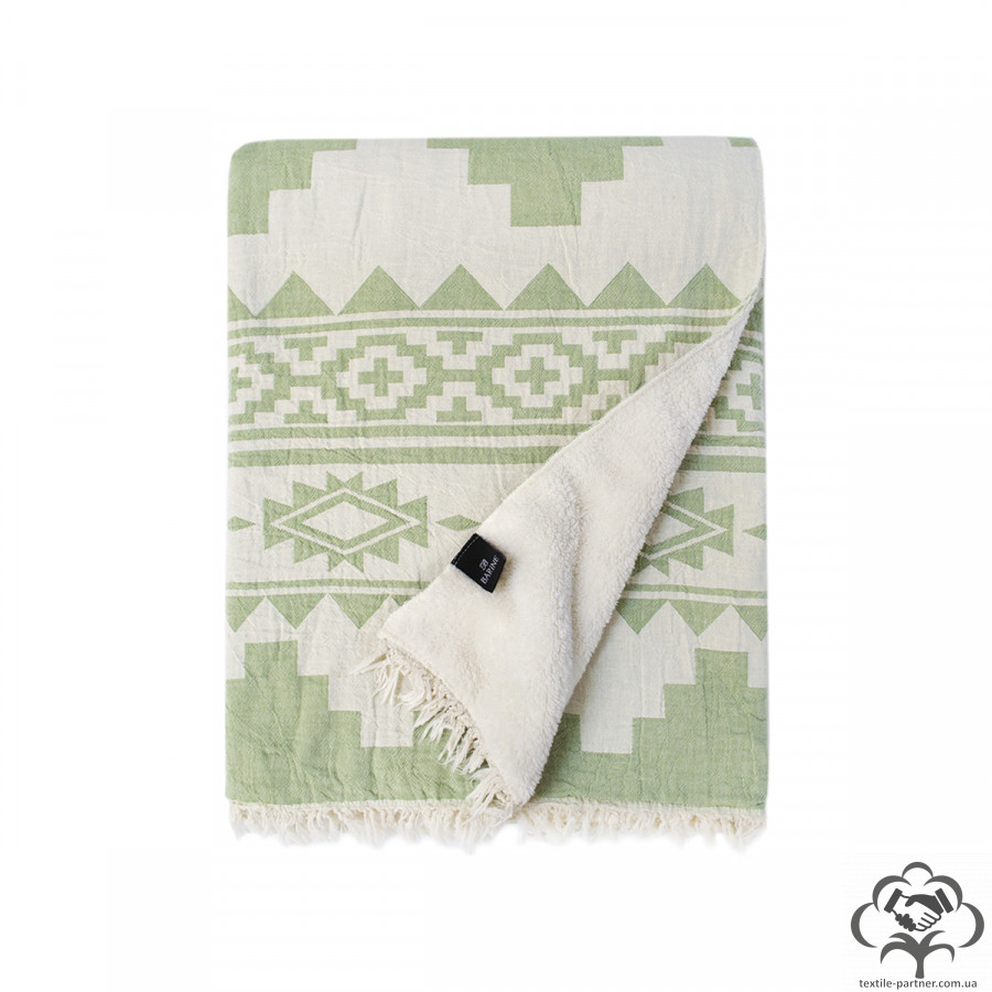 pled-mikroplyush-barine-rug-throw-green-eyes-130170