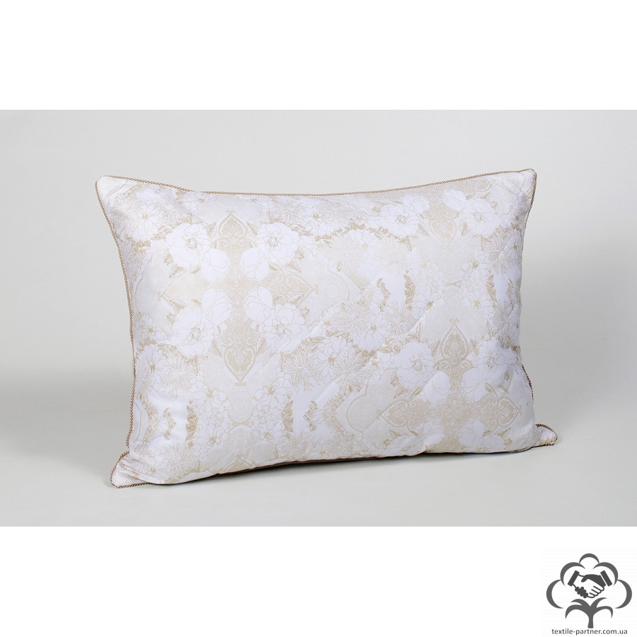 podushka-lotus-5070-softness-buket